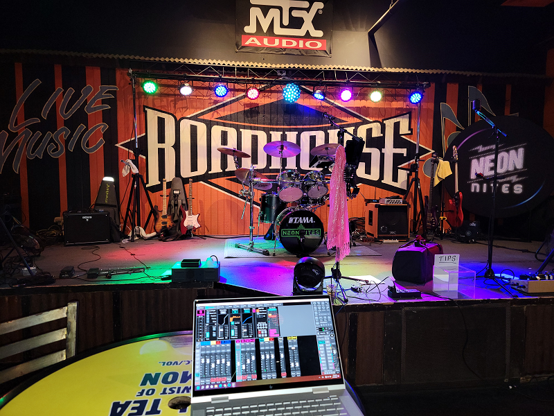 Roadhouse in Cave Creek